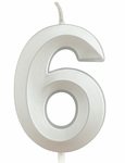Silberne Geburtstagskerze in Form einer Zahl "6"