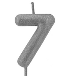 Silberne Geburtstagskerze in Form einer Zahl "7"